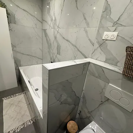 # Le 14 # Nouveau T3 Renove Au Calme Vue Sur Les Vosges Apartamento *